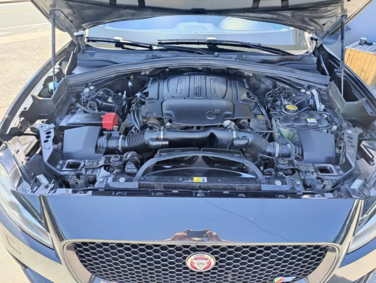 Jaguar F-Pace снимка Jaguar F-Pace