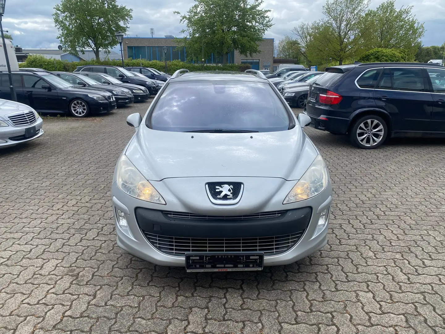 Peugeot 308 SW 120 VTi Tendance Silber - 2