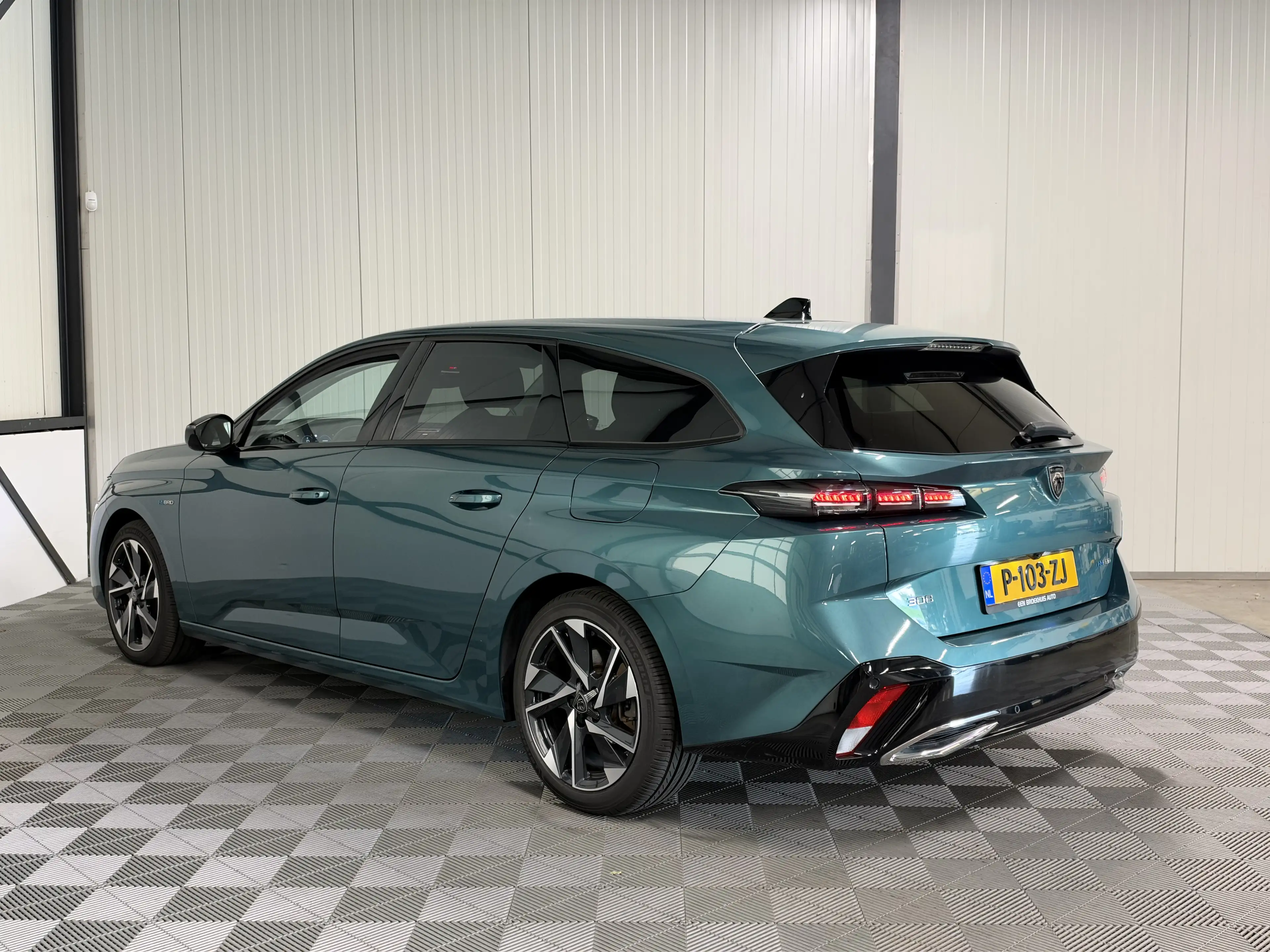 Peugeot 308 SW 1.6 Plug-in Hybrid 180 GT | Navi | Camera | Tre — photo 8