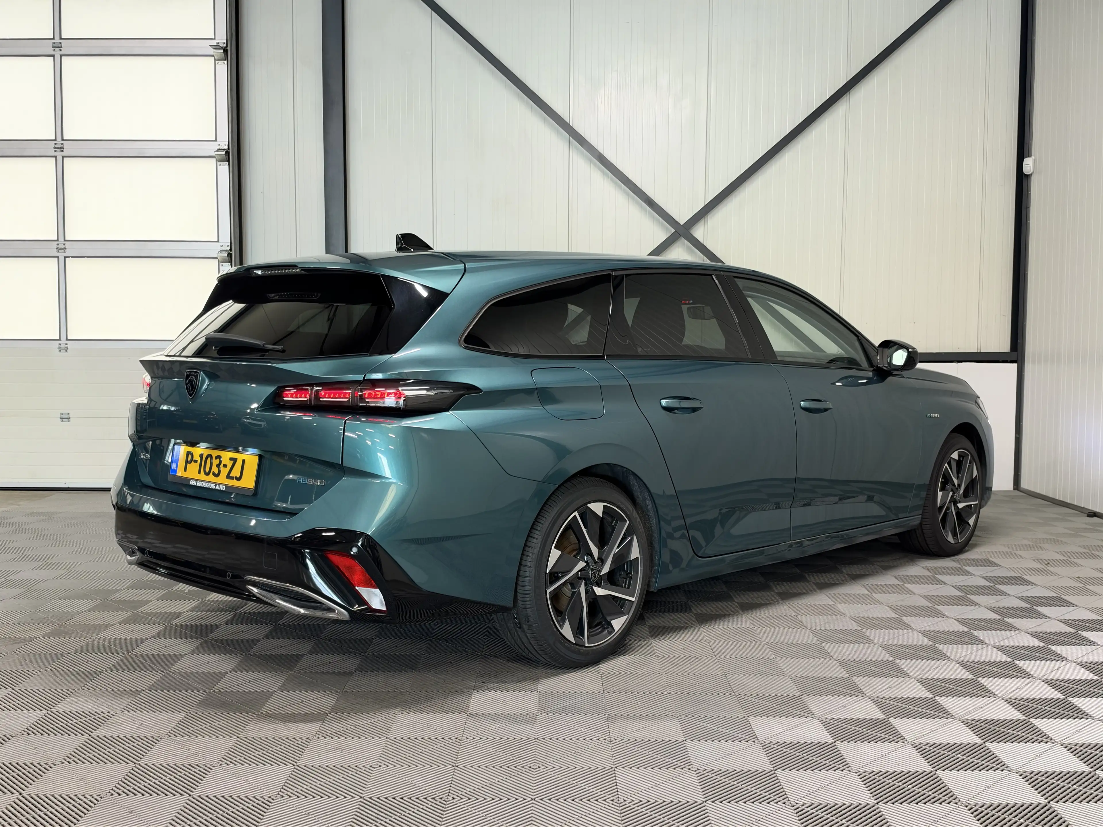 Peugeot 308 SW 1.6 Plug-in Hybrid 180 GT | Navi | Camera | Tre — photo 2