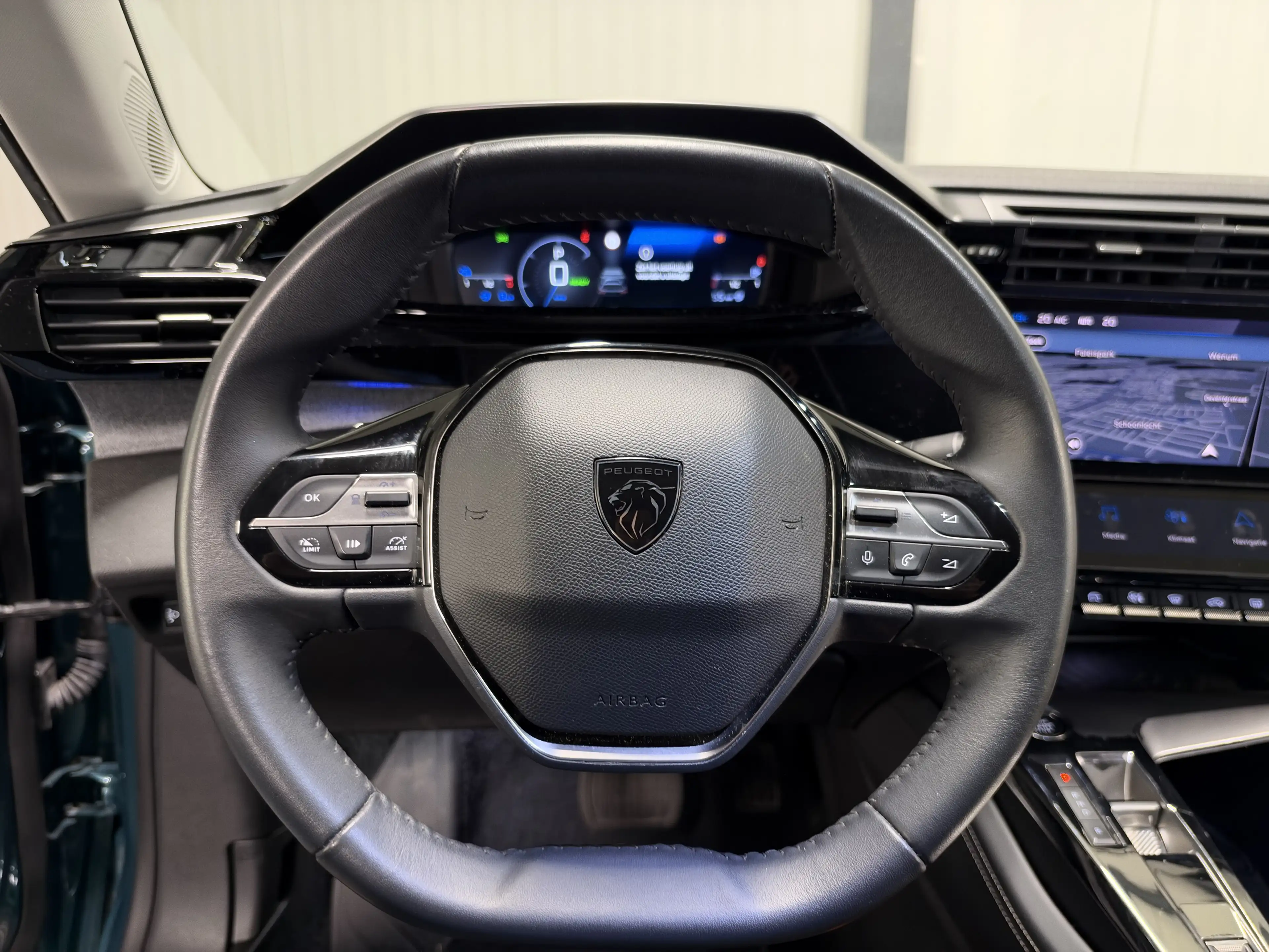 Peugeot 308 SW 1.6 Plug-in Hybrid 180 GT | Navi | Camera | Tre — photo 12