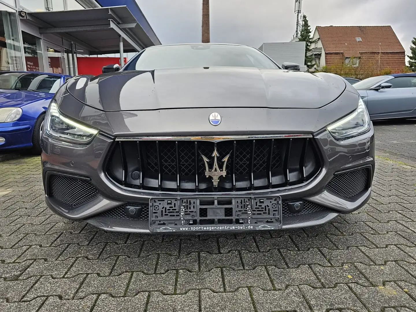 Maserati Ghibli S 3.0 V6 S Q4 GranSport*ALLRAD*NAVI*SHZ Szary - 2