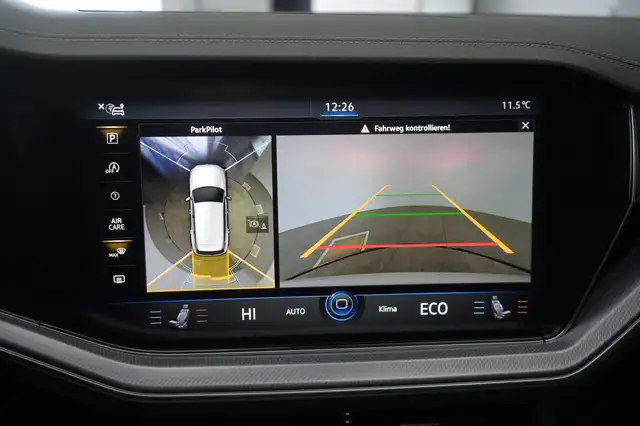 Volkswagen Touareg view 15