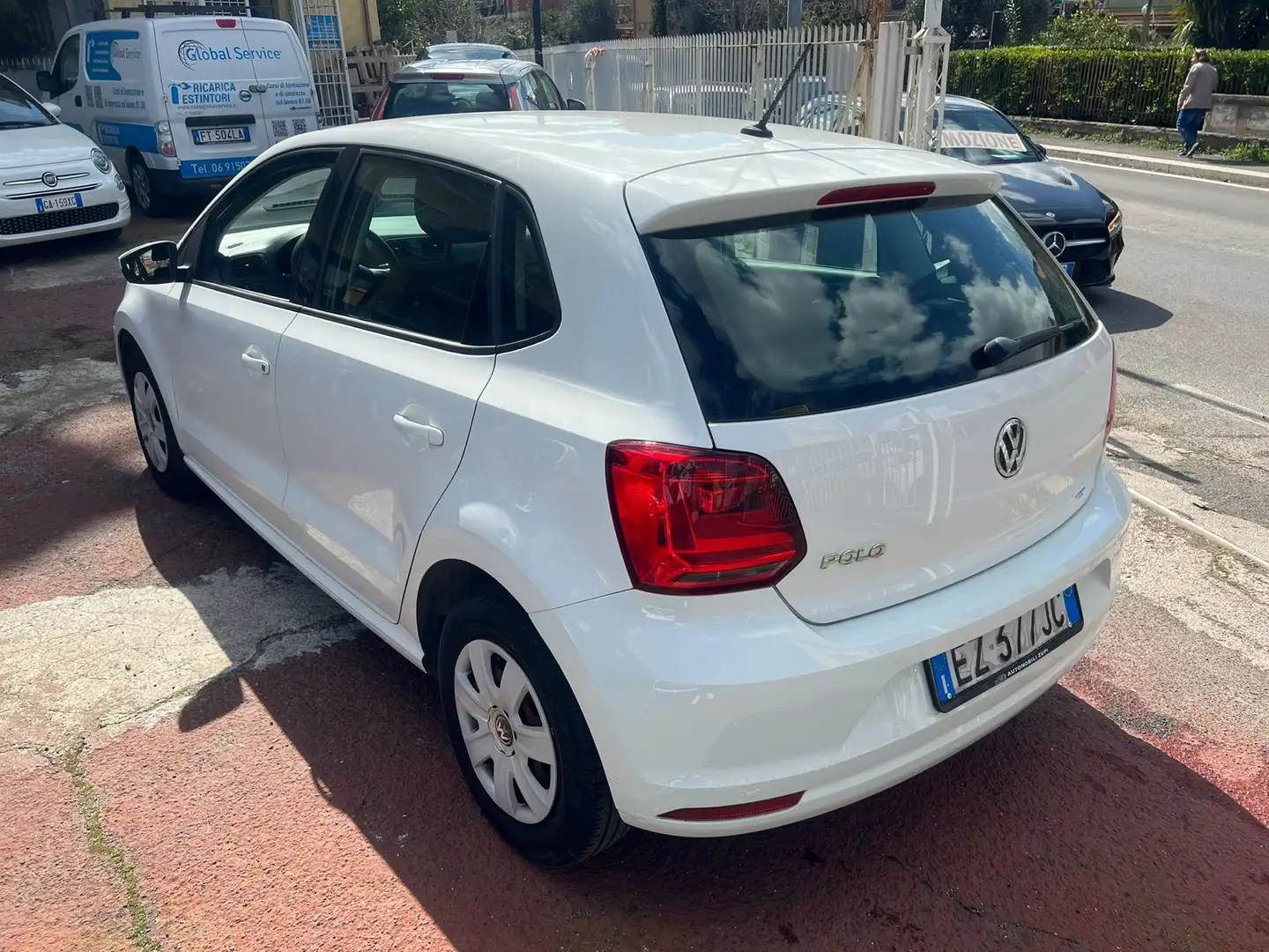 Volkswagen Polo 1.0 60cv *ADATTA PER NEOPATENTATI* pronta consegna Bianco - 1