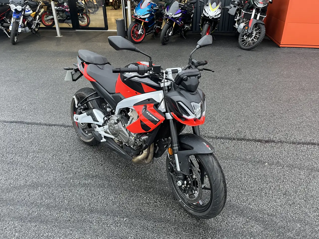 Aprilia Tuono