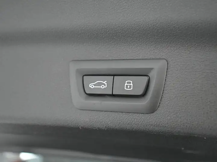 BMW X1 2023, foto 38