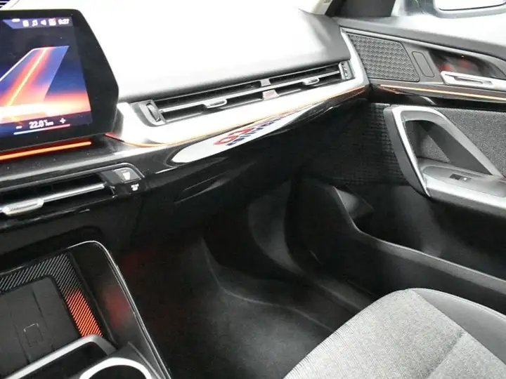 BMW X1 2023, foto 29