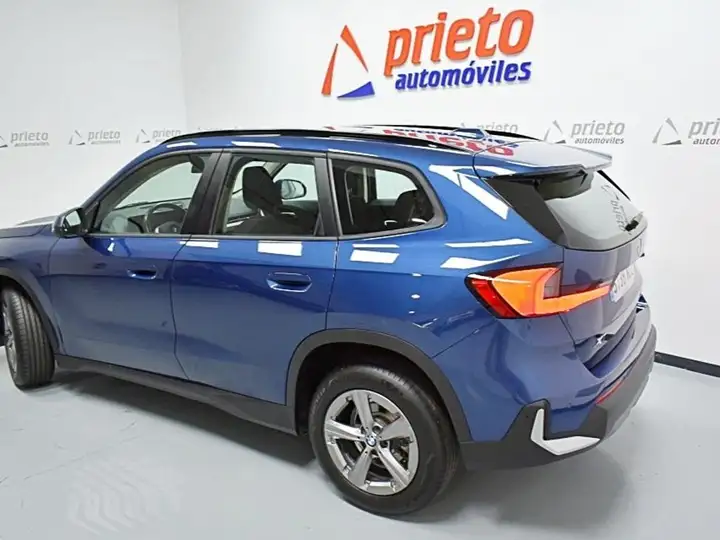 BMW X1 2023, foto 3