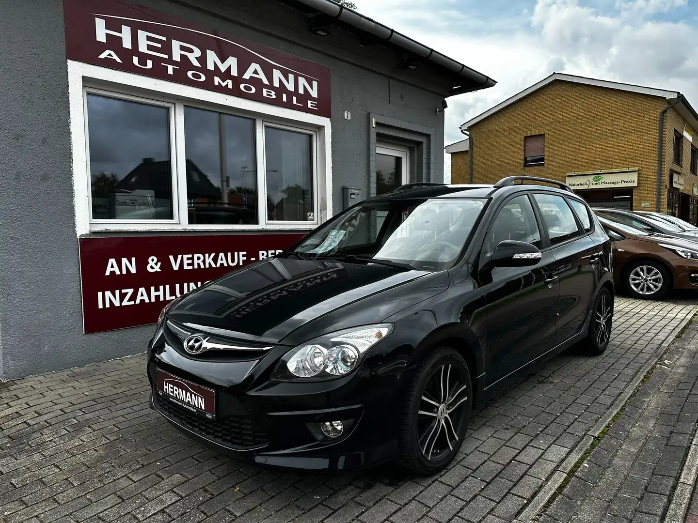 Hyundai i30 Classic Schwarz - 1