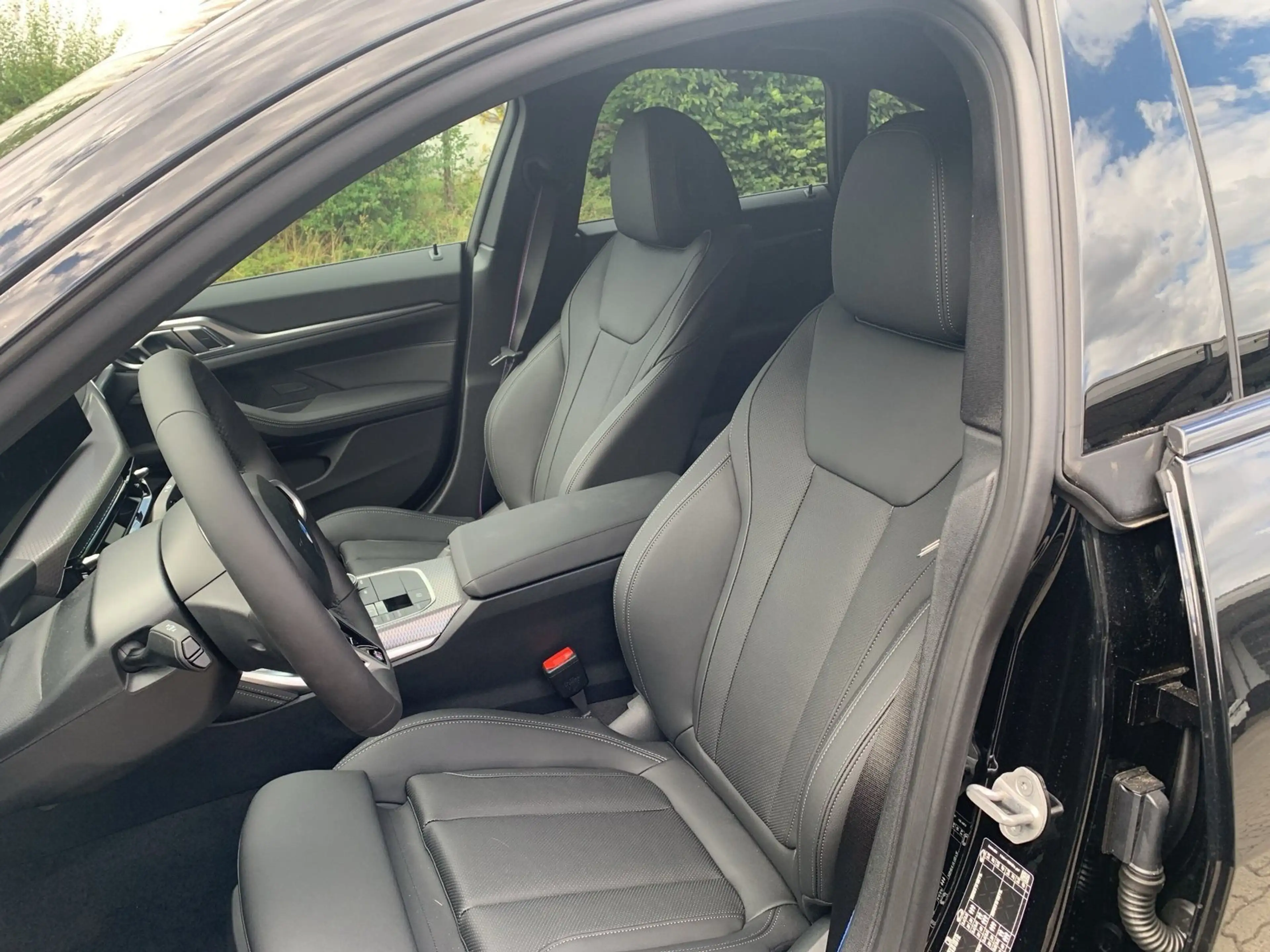 BMW i4 eDrive40 UPE: 78.580,00,-€ M Sportpaket HiFi DAB L — photo 9