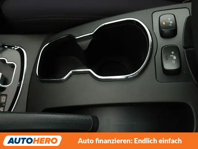 KGM Korando view 26