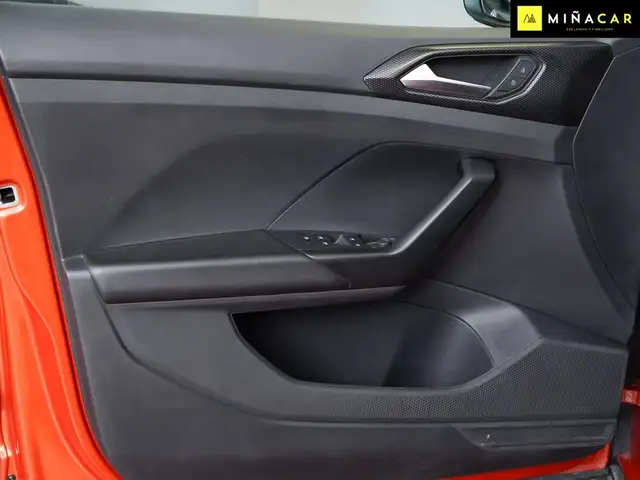 Volkswagen T-Cross view 21