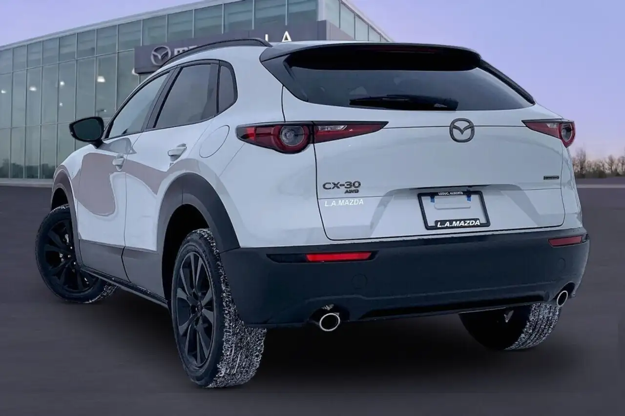 Mazda CX-30 снимка Mazda CX-30