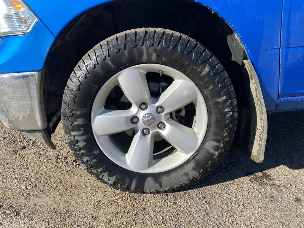 2022 RAM 1500 Classic SLT — photo 4