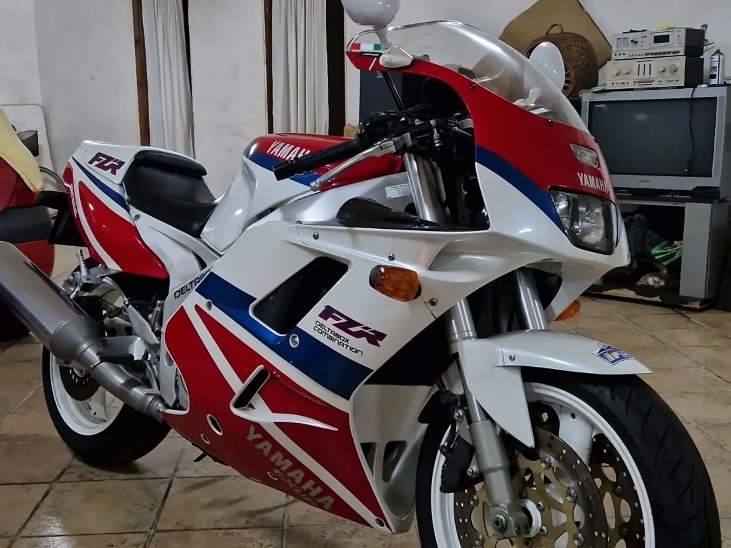 Yamaha FZR 1000 Bianco - 2