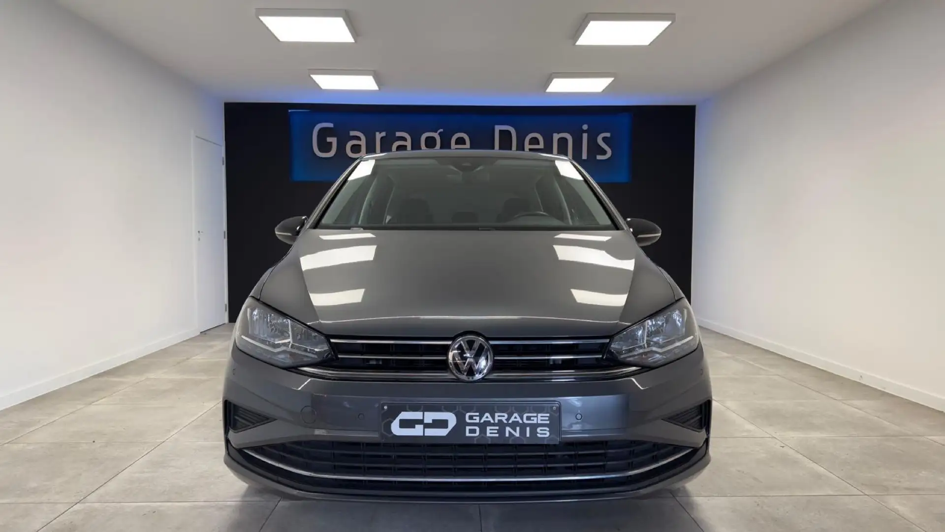 Volkswagen Golf Sportsvan 1.0 TSI BMT IQ.Drive **GPS+CAMERA**LED*GARANTIE* Grijs - 2