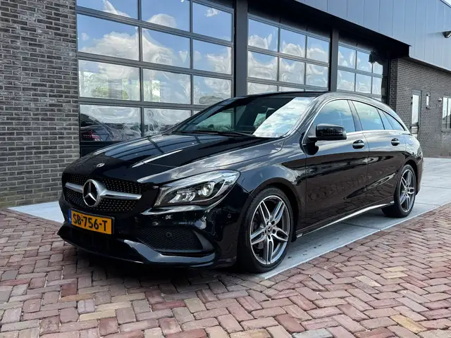Mercedes-Benz CLA 180 Shooting Brake Business Solution AMG Upgrade Editi