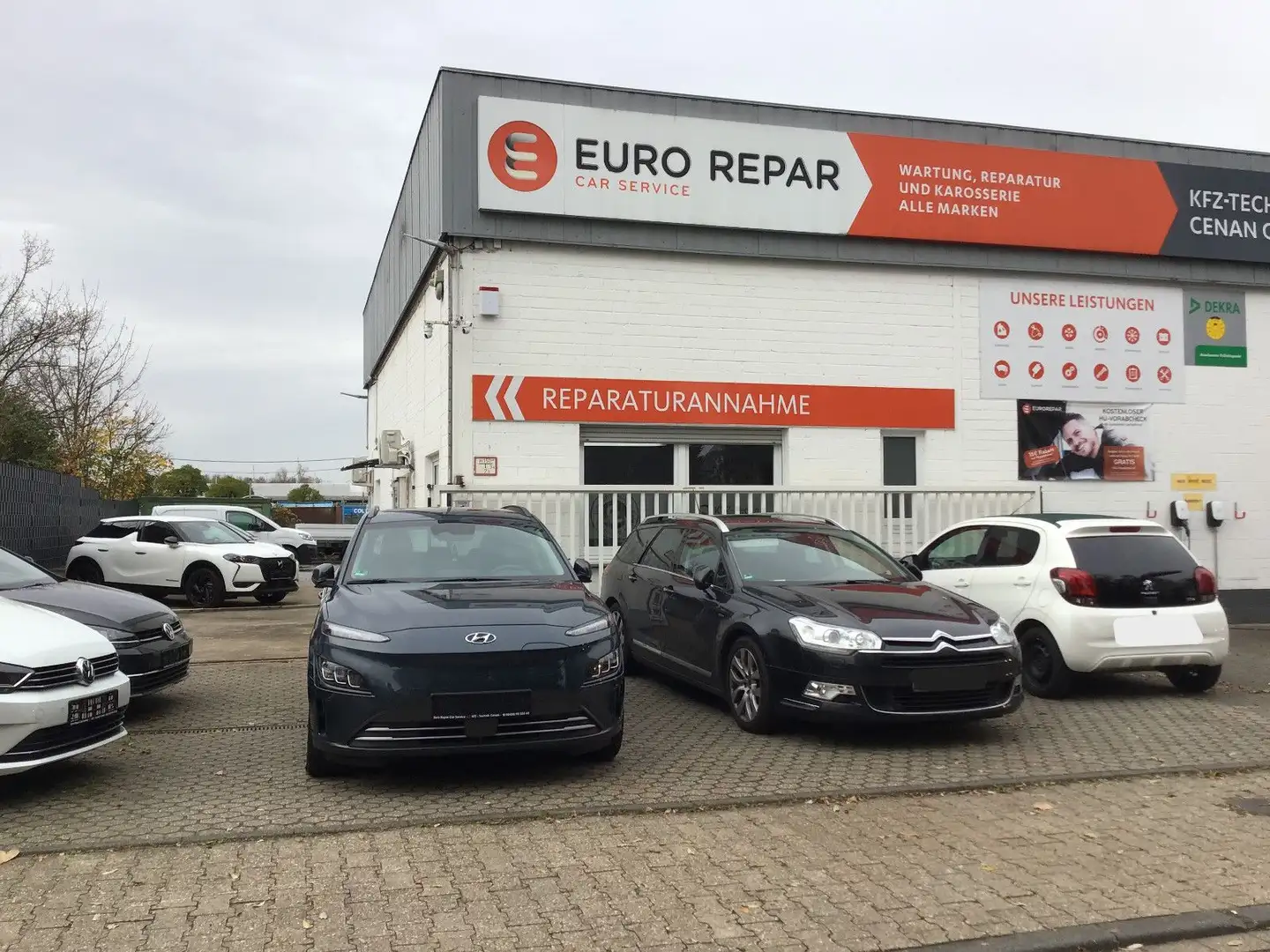 Hyundai KONA Basis Elektro 2WD Blu/Azzurro - 1