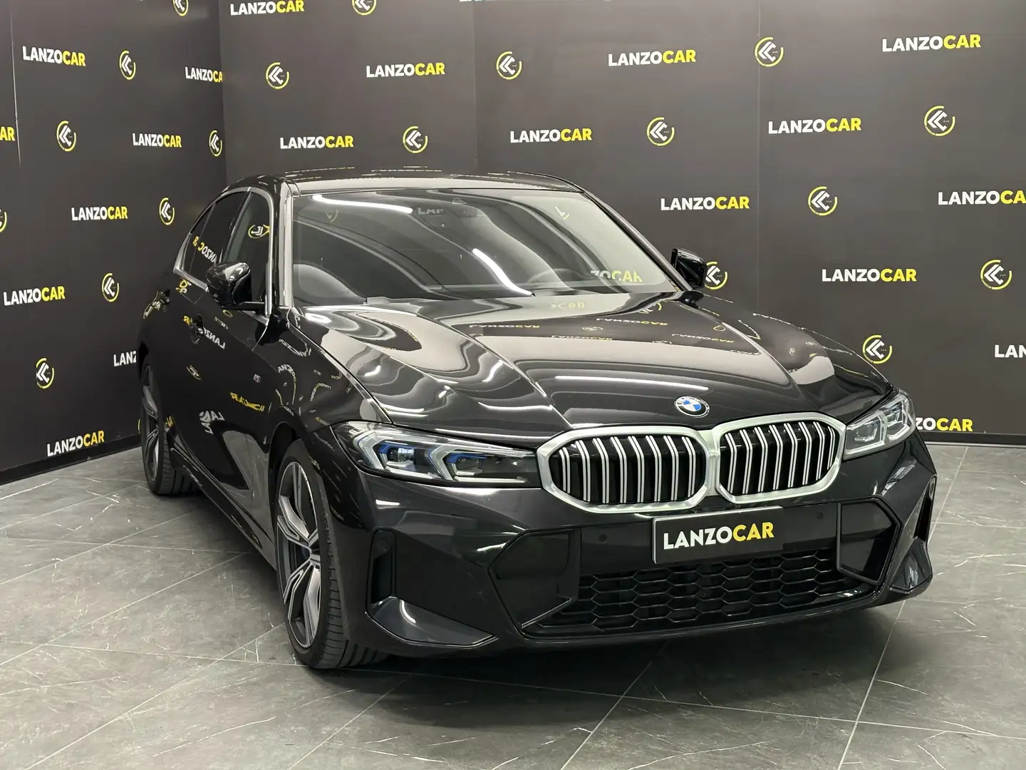 BMW 320 *BERLINA*M-SPORT*X-DRIVE*LIST PRICE 67100* Schwarz - 2