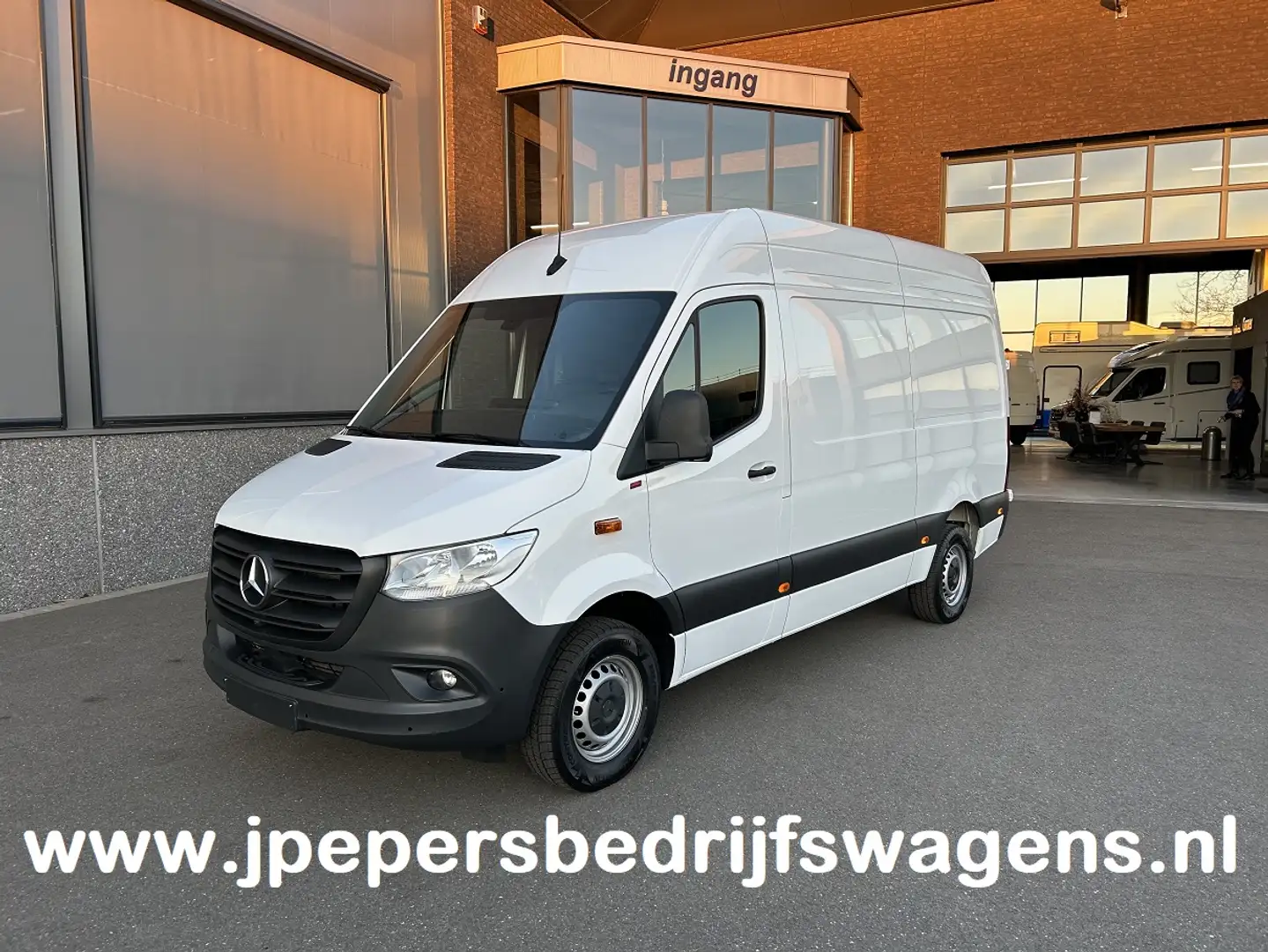 Mercedes-Benz Sprinter 317 CDI L2 H2 MBUX / 360 Camera / Navigatie / Crui Blanc - 1