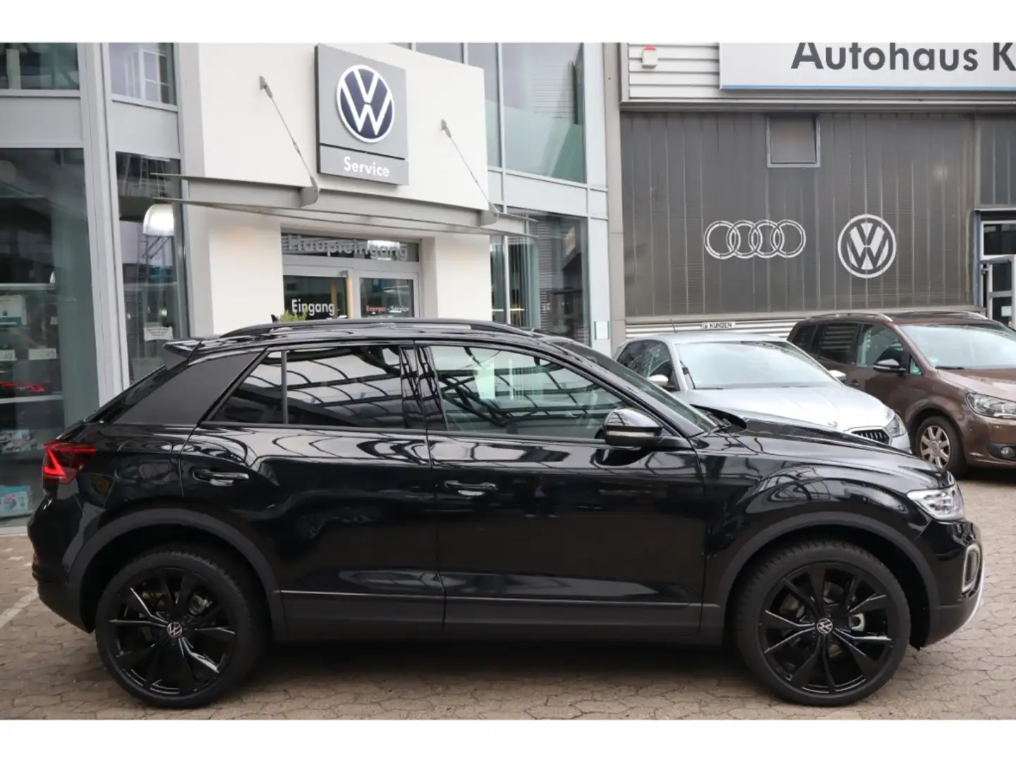Volkswagen T-Roc 1.5 TSI DSG Black Style Pano AHK 19 ZollRFK Noir - 2