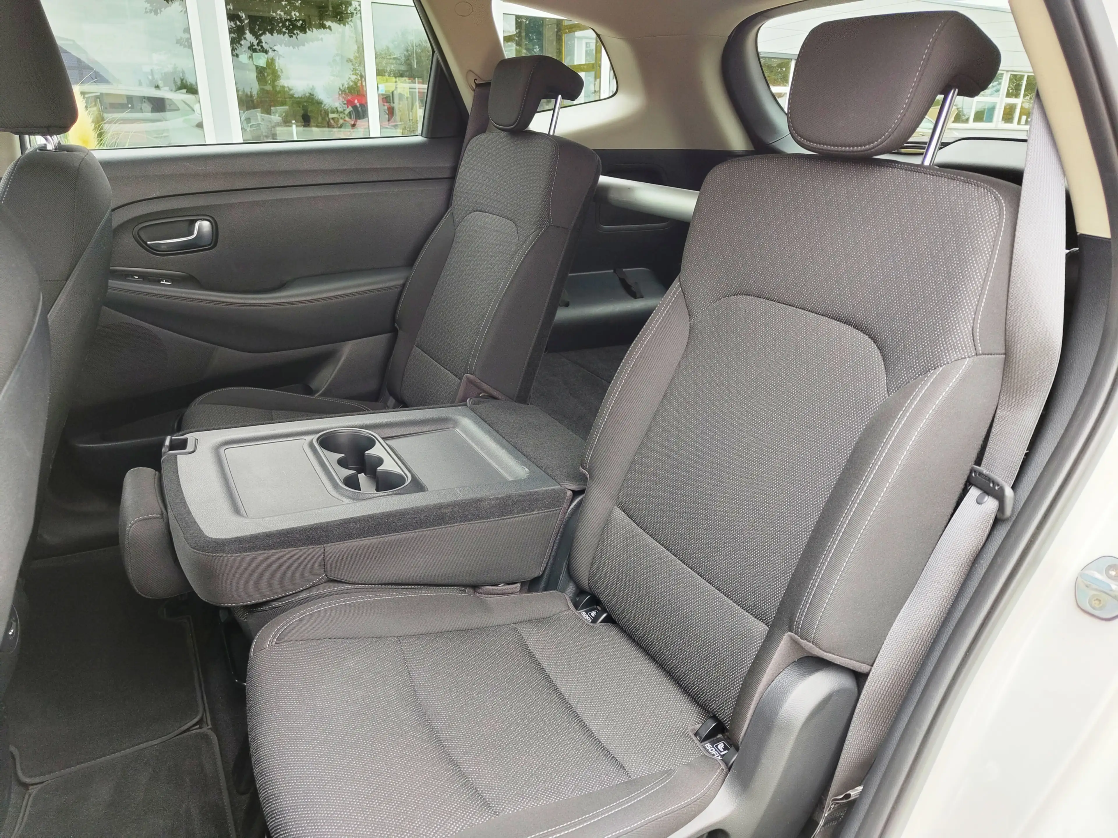 Kia Carens Dream Team Navi-Klima-SHZG-1.Hd.-wenig km — photo 12