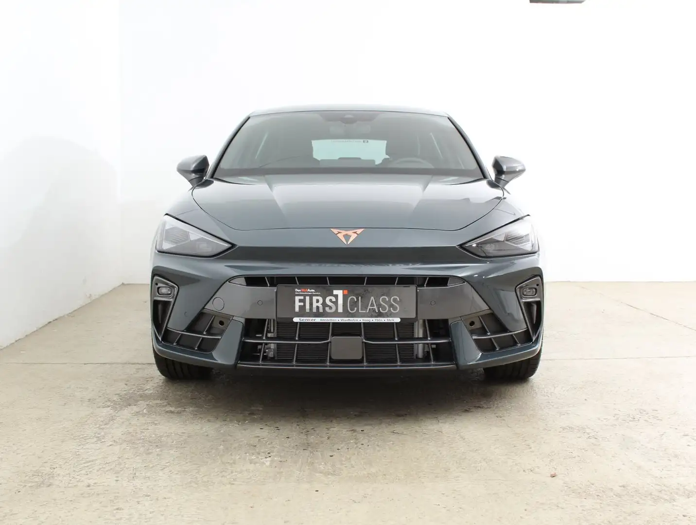 CUPRA Leon 1.5 TSI 150 PS ACT Blau - 2