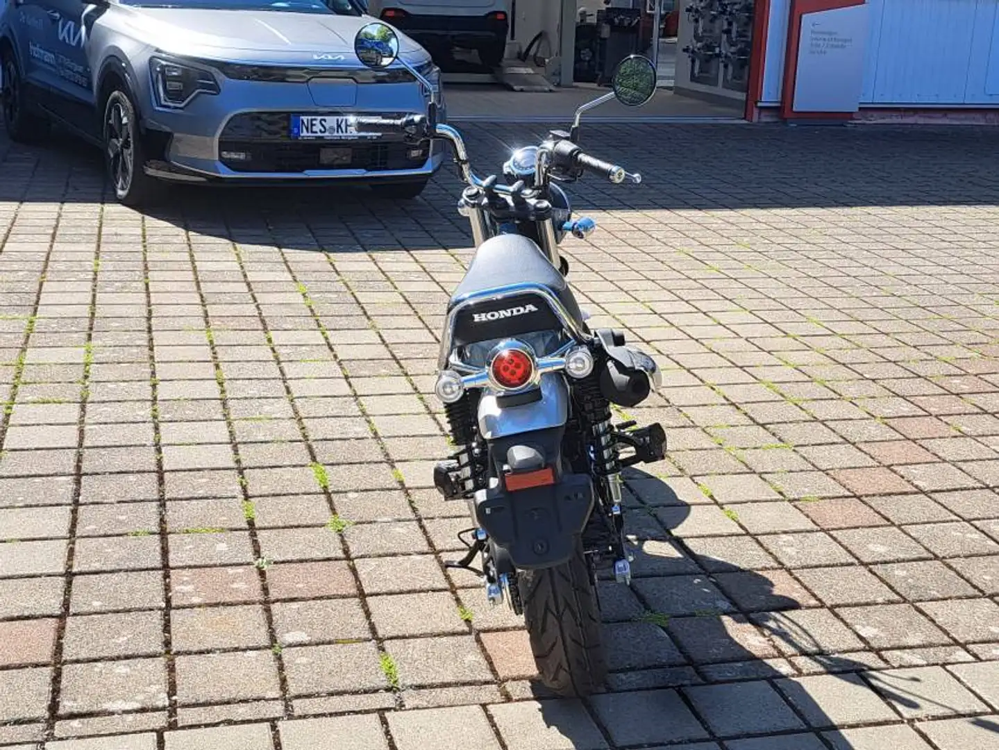 Honda Dax ST 50 Dax 125 Grey - 2