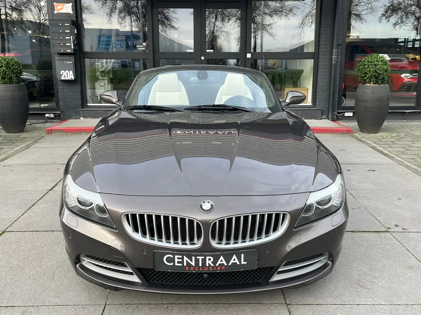 BMW Z4 Roadster SDrive35i 306PK|Camera|Leder|Stoelverwarm Bruin - 2