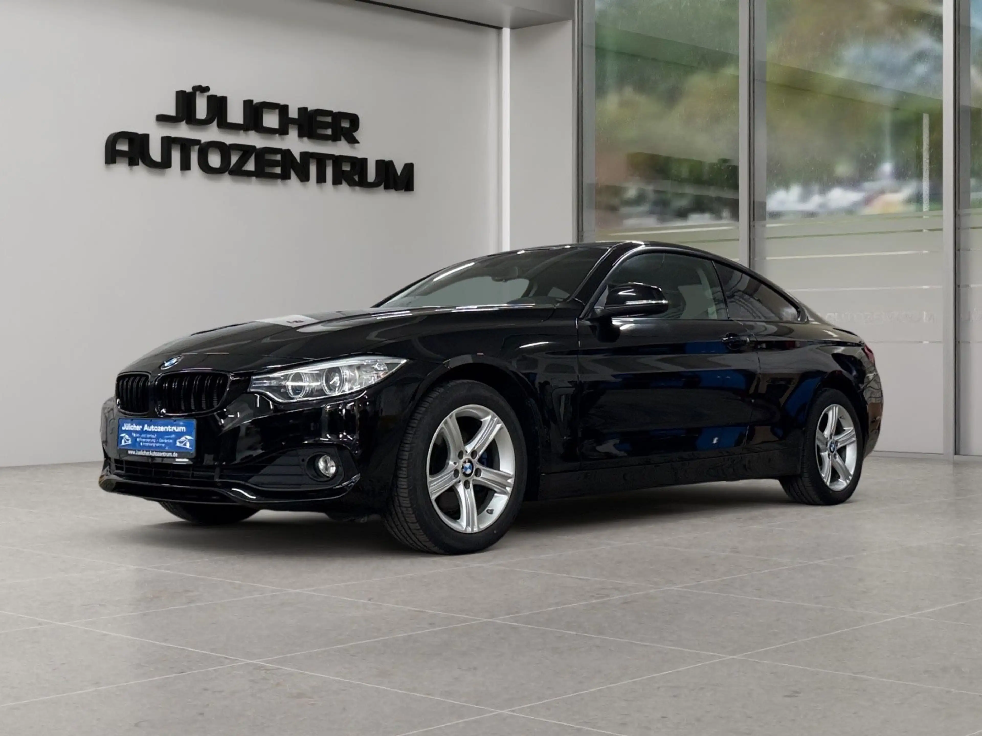 BMW 428 i xDrive Coupe Aut., Wenig Km — photo 4