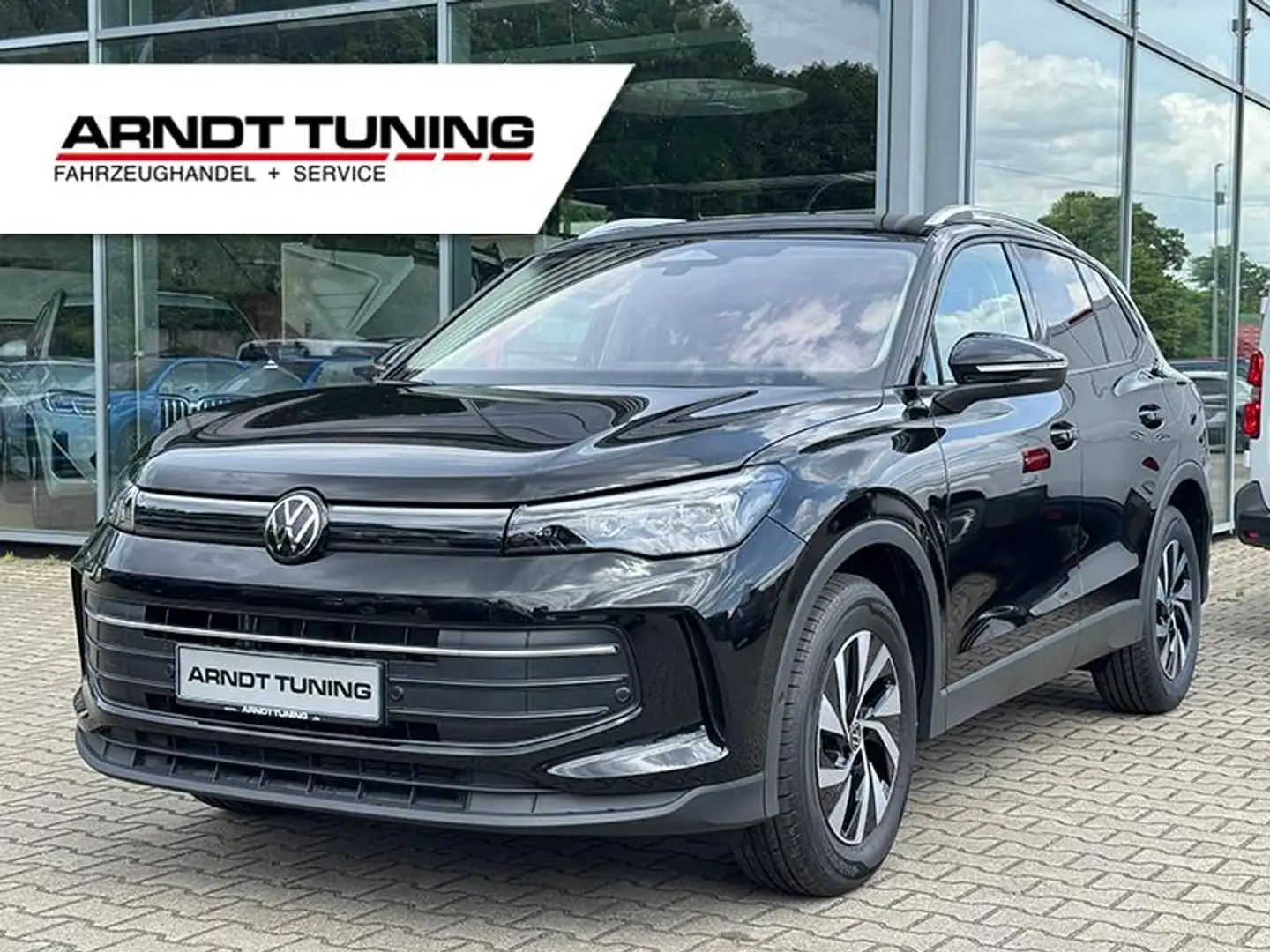 Volkswagen Tiguan 1.5 eTSI 150 DSG Standheizung AHK ACC LED Schwarz - 1
