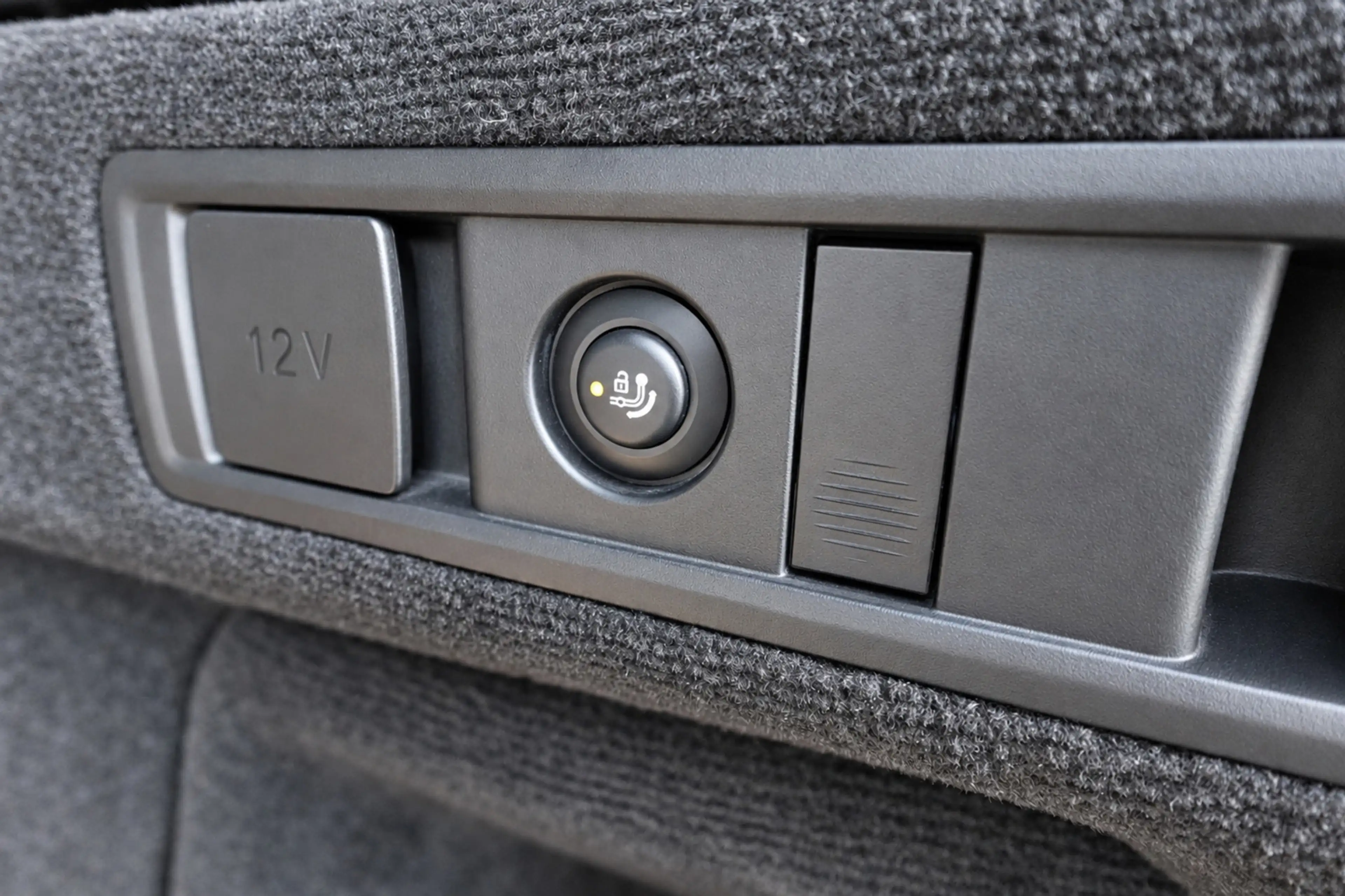 BMW X5 XDrive30d Executive PANO LASER MASSAGE — photo 15