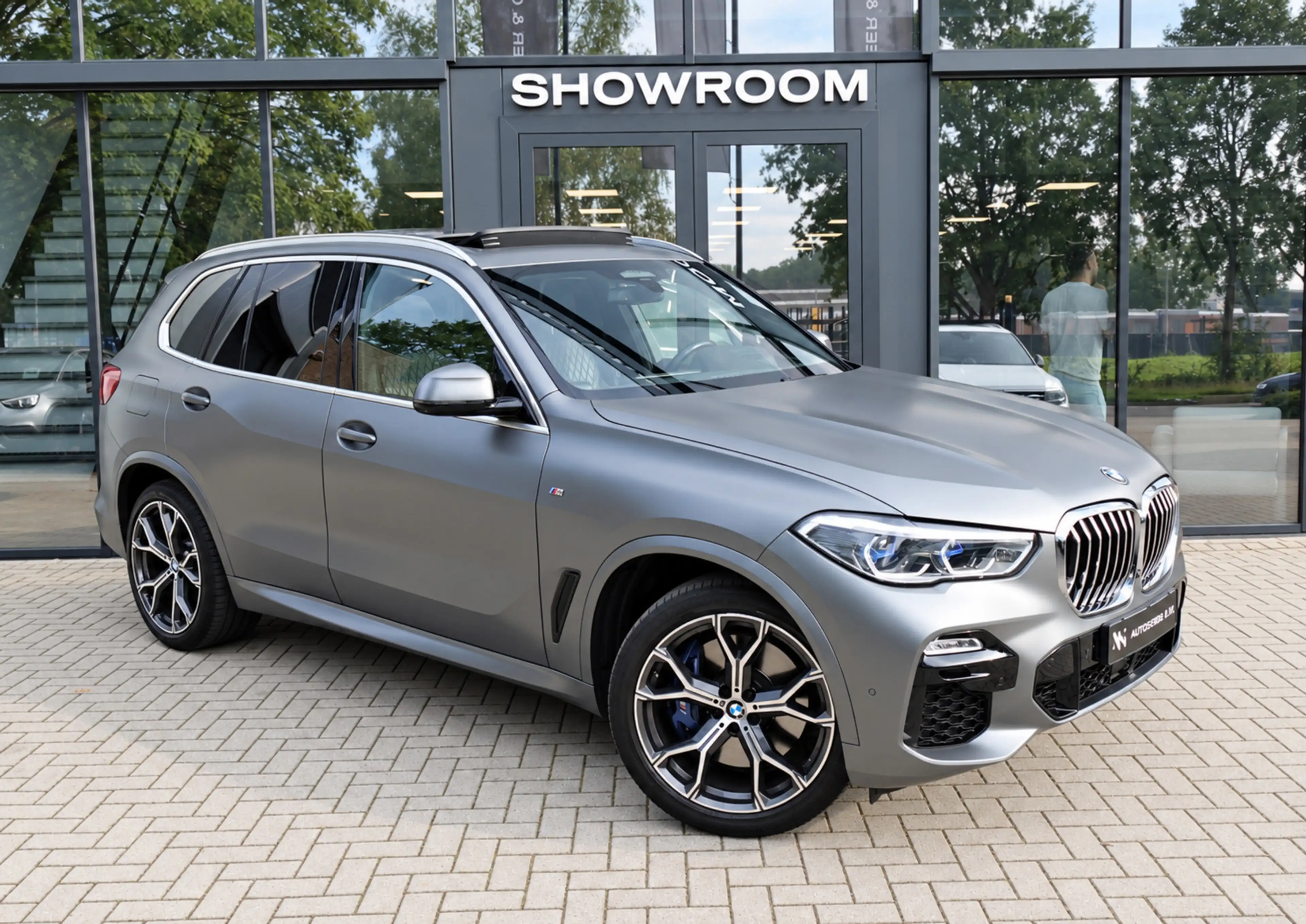 BMW X5 XDrive30d Executive PANO LASER MASSAGE — photo 3