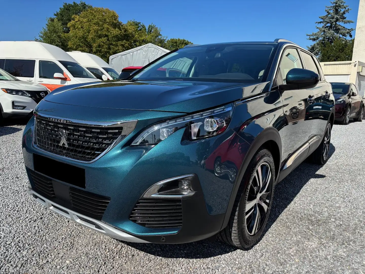 Peugeot 5008 Allure ALU/NAVI/Kam180°/LED/7Sitze-ZR-neu! Grün - 2