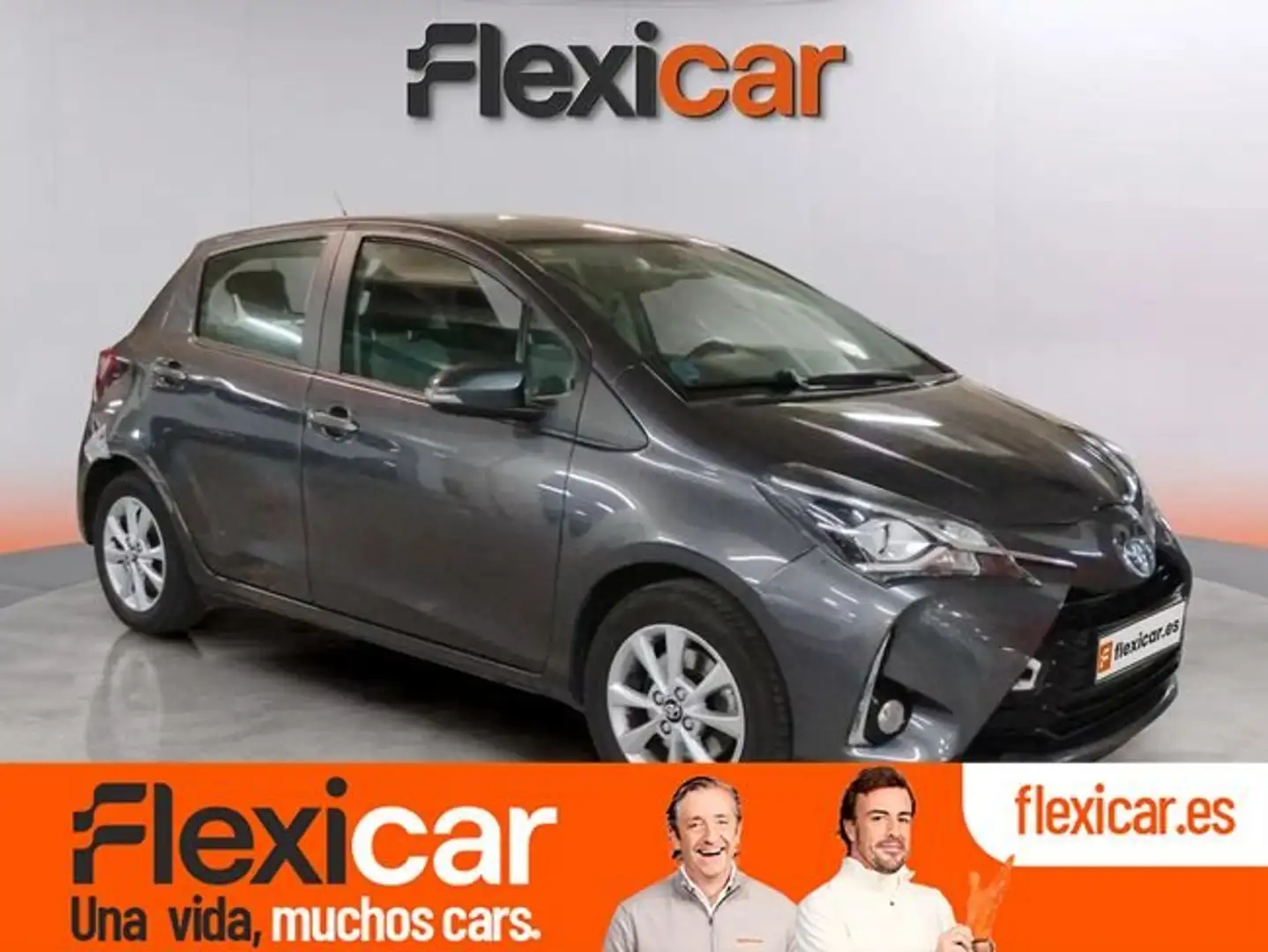 Toyota Yaris 100H 1.5 Active Tech Gris - 1