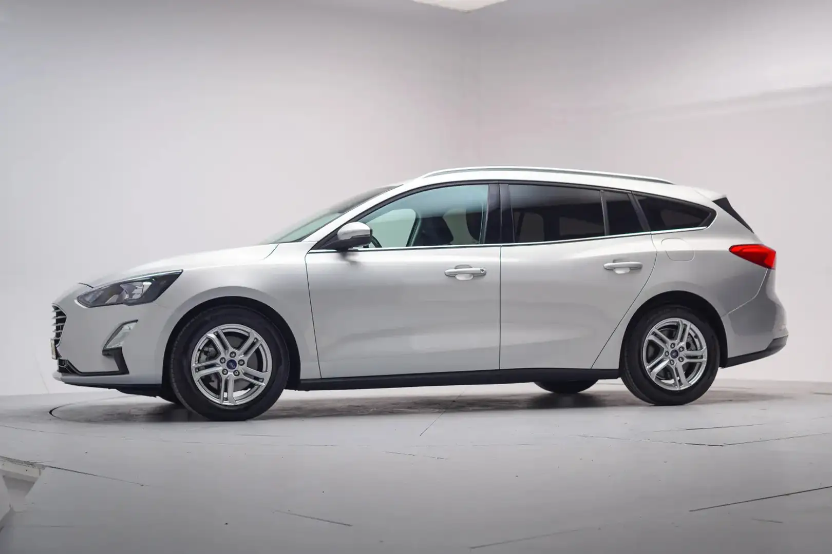 Ford Focus WAGON 1.0 EcoBoost Hybrid 125pk Edition Business [ Grijs - 2
