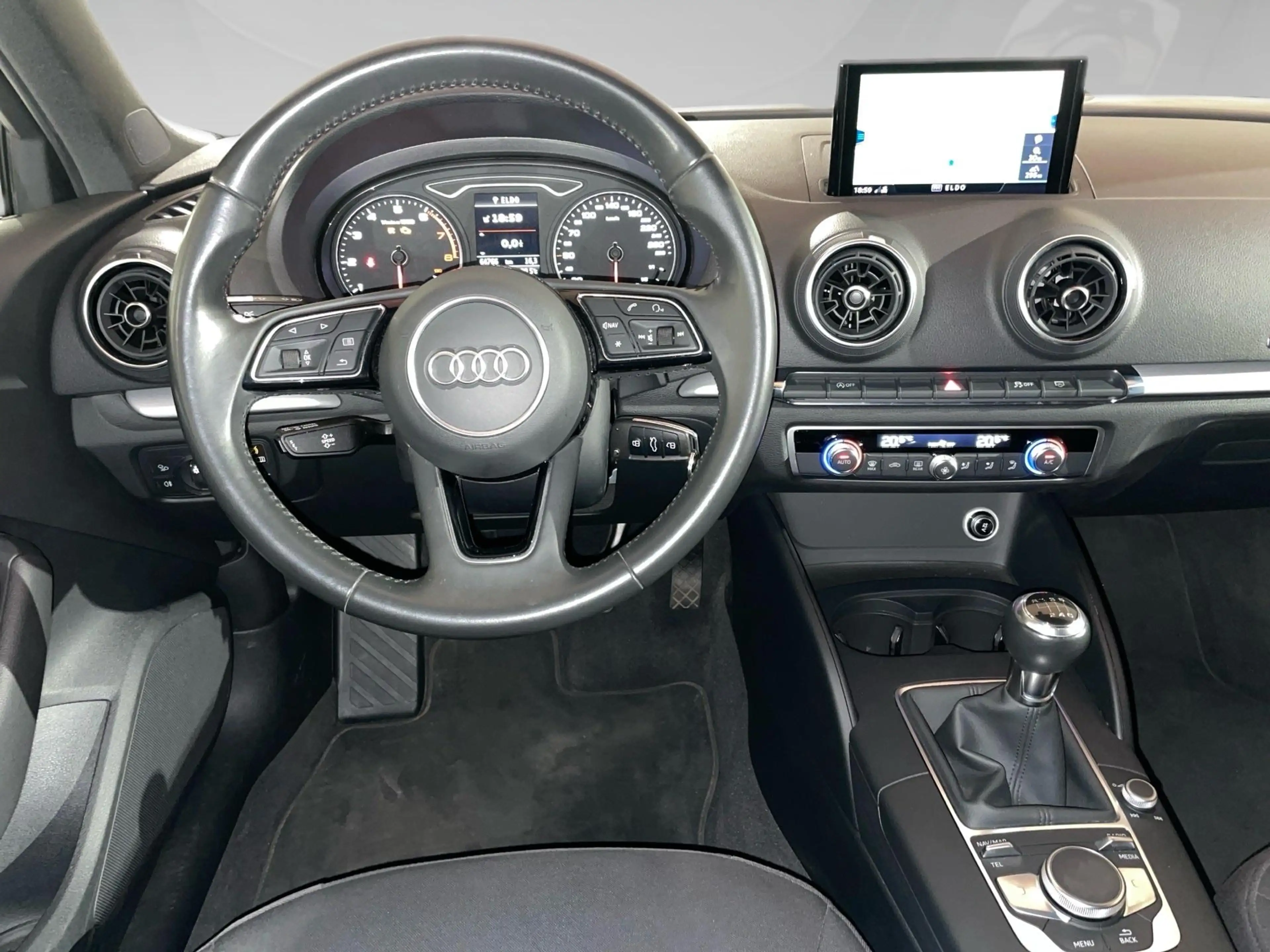 Audi A3 35 TFSI edition one Sportback — photo 6