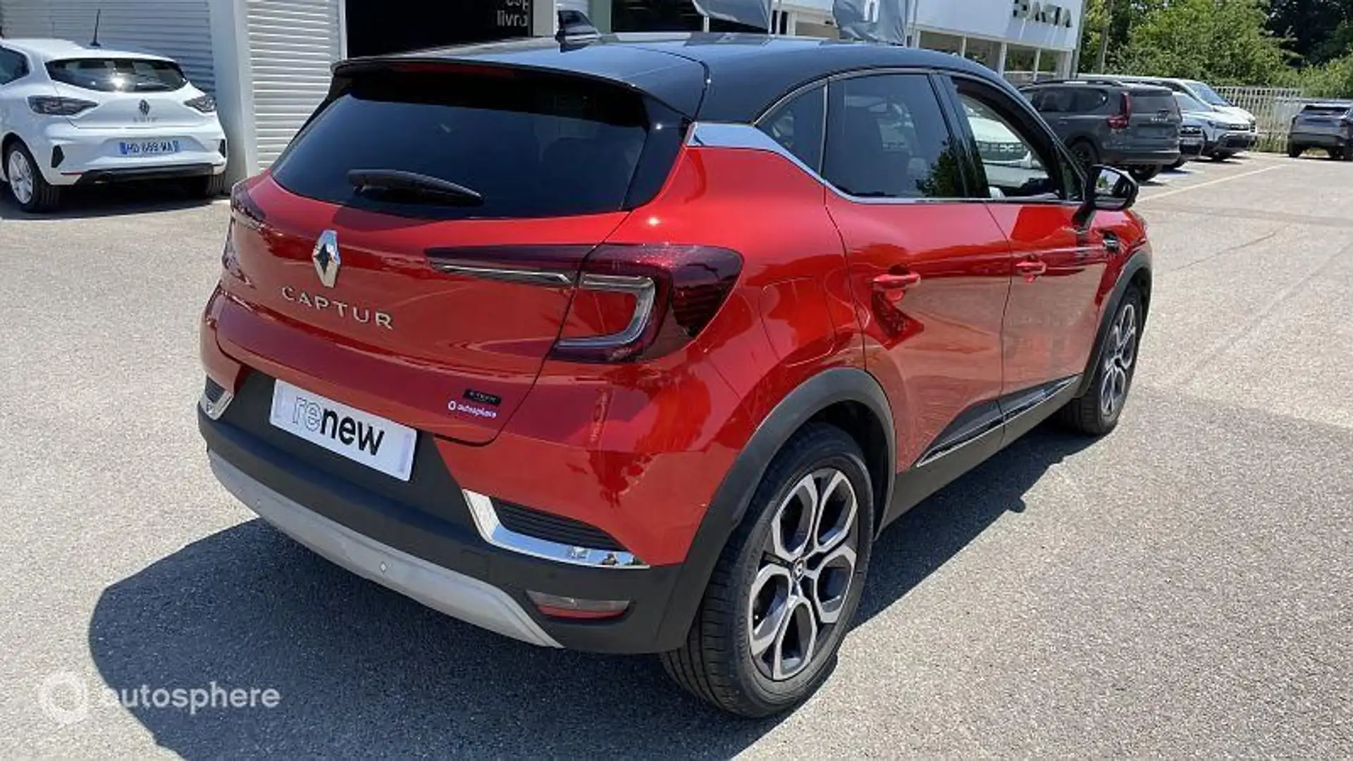 Renault Captur 1.6 E-Tech full hybrid 145ch Techno - 2