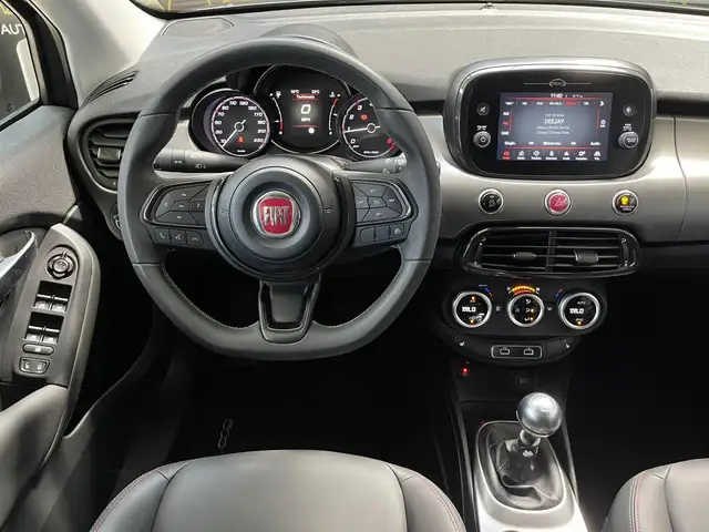 Fiat 500x view 11