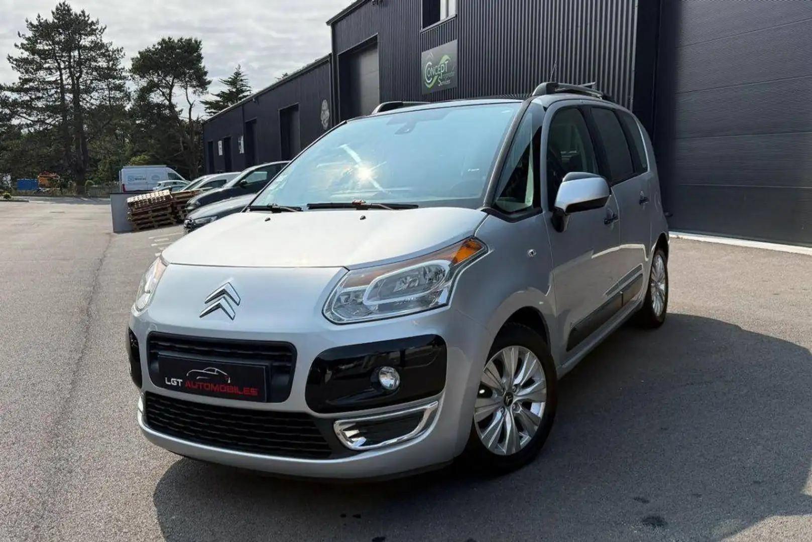 Citroen C3 Citroën II 1.6 HDi90 FAP Exclusive Gris - 2