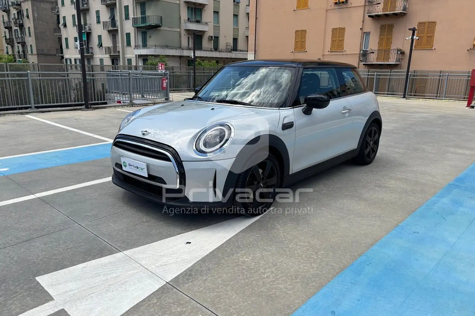 MINI Cooper Mini 1.5 Cooper Classic Wit - 1