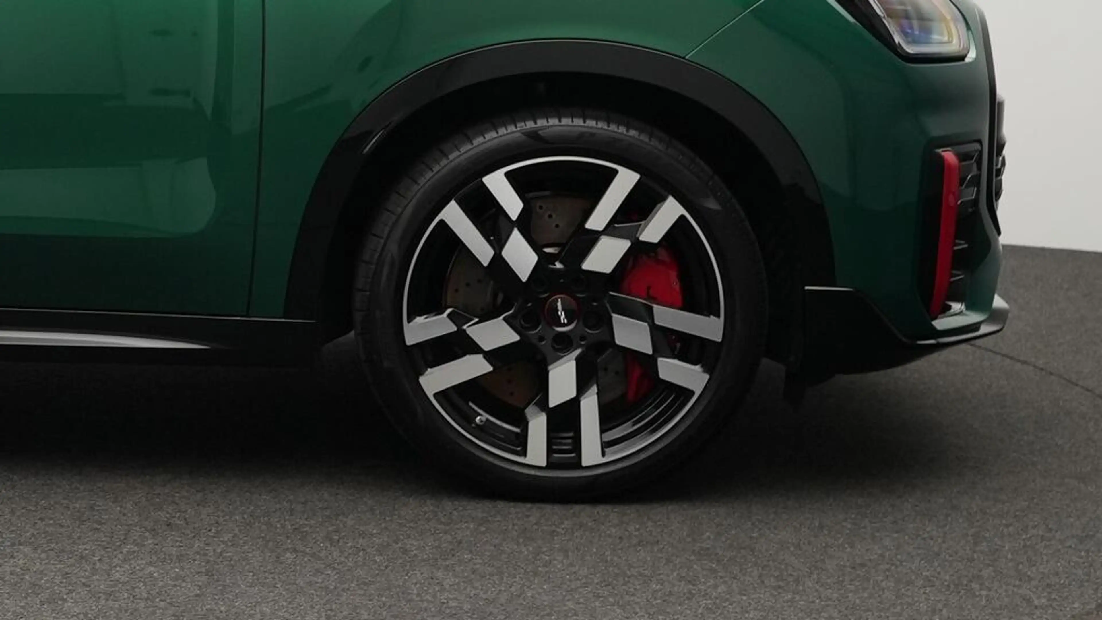 MINI JCW Countryman All4 John Cooper Works Trim — photo 12