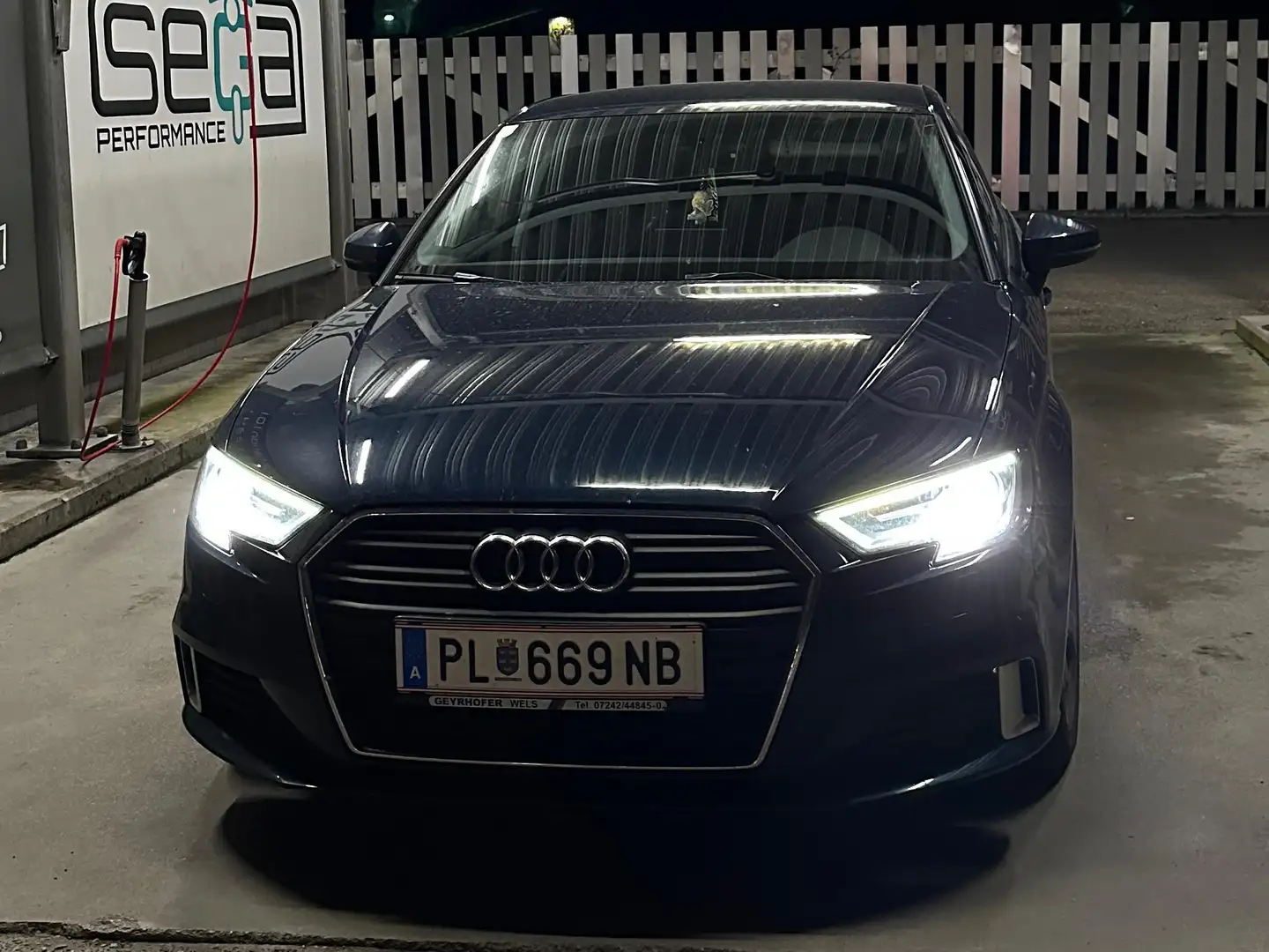 Audi A3 A3 SB 1,5 TFSI COD ultra S-tronic COD Blau - 1