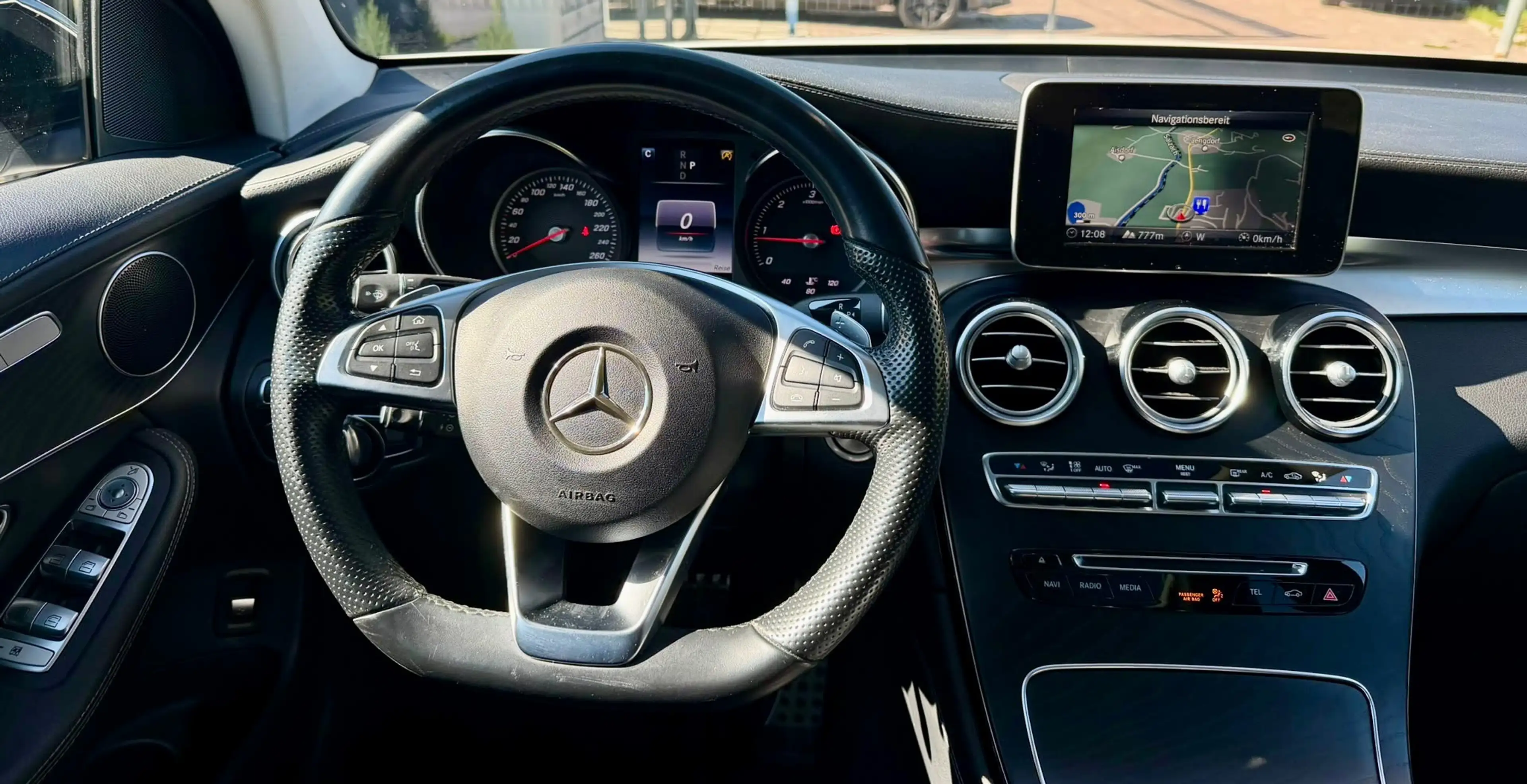 Mercedes-Benz GLC 220 GLC 220 d AMG Line 4Matic *GARANTIE**FINANZIERUNG* — photo 9