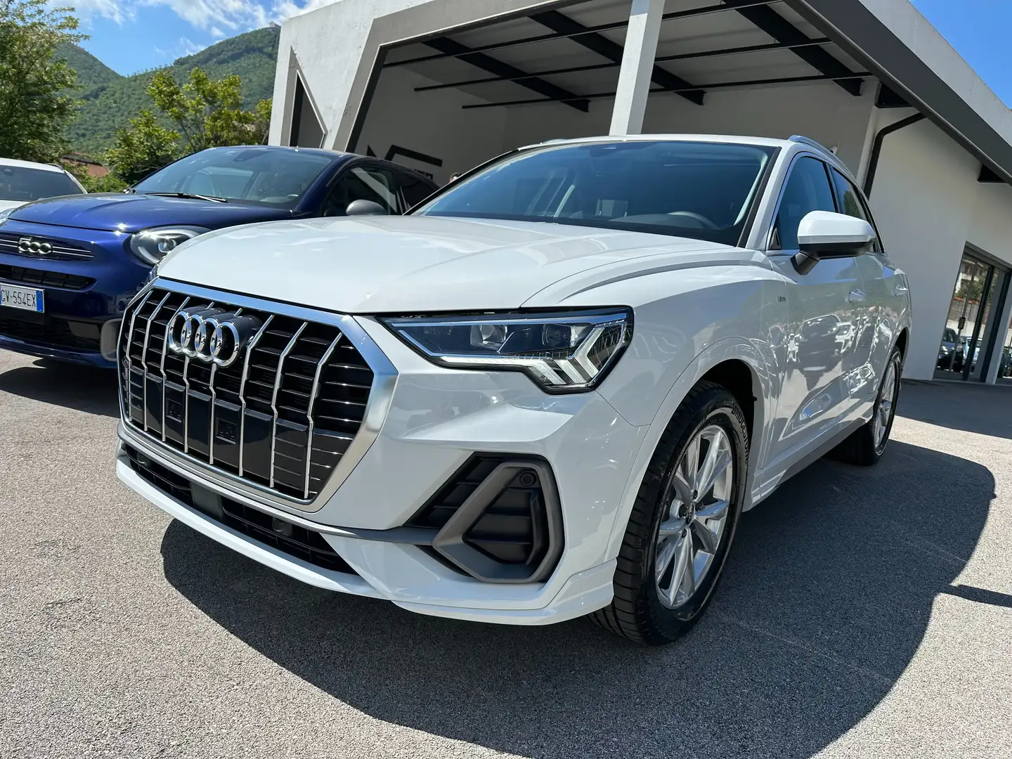 Audi Q3 35 2.0 tdi S line edition s-tronic - KMØ - Blanc - 1