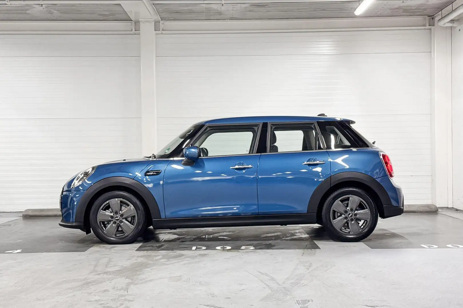 MINI Cooper 5-deurs | Apple Carplay | Parkeersensor | Cruise C Blauw - 2