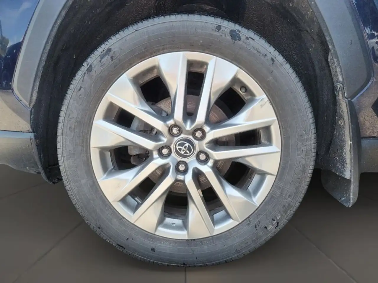 Toyota RAV 4 снимка Toyota RAV 4