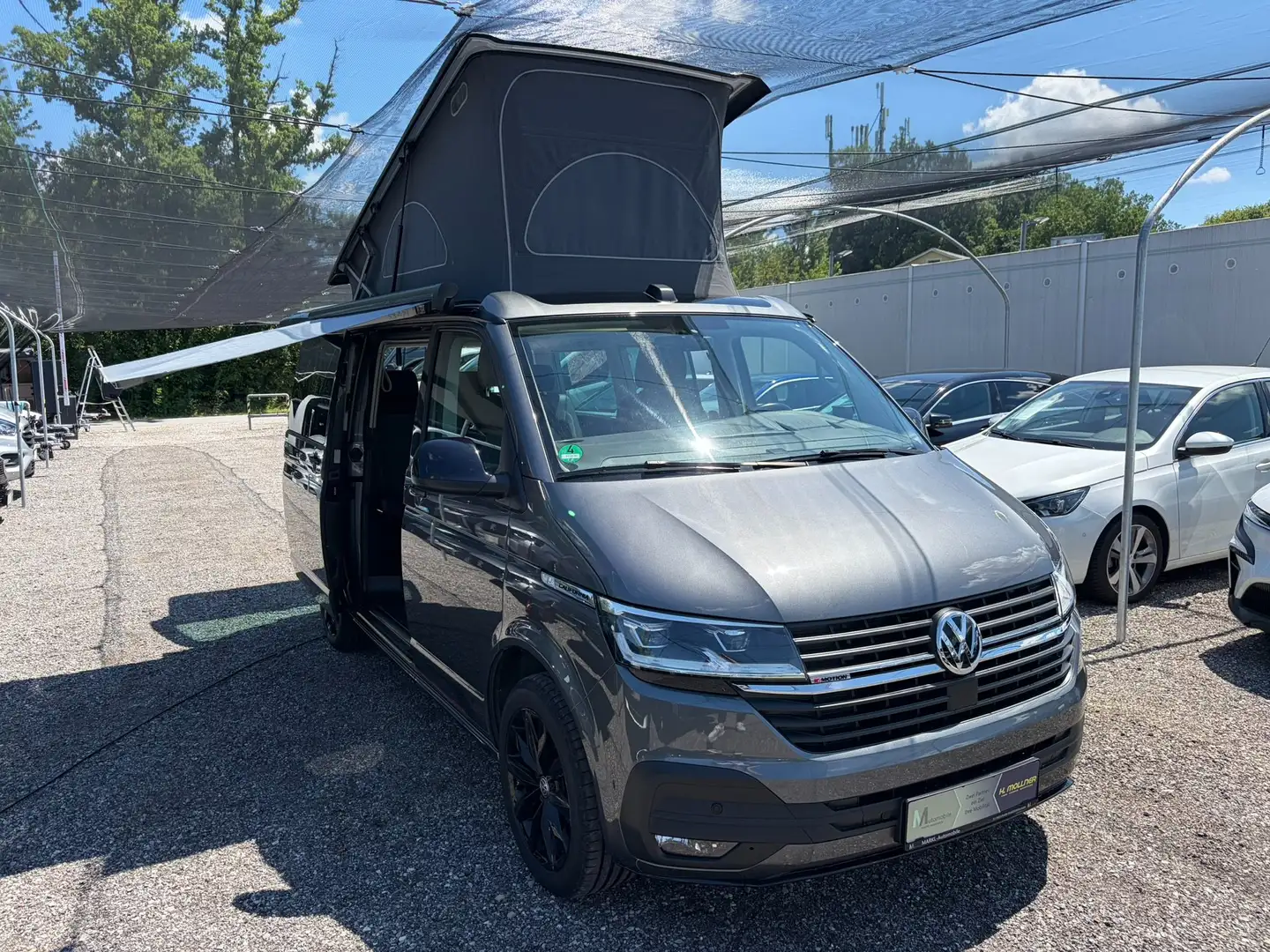 Volkswagen T6.1 California Beach Camper Edition 4Motion 150PS DSG Grau - 2