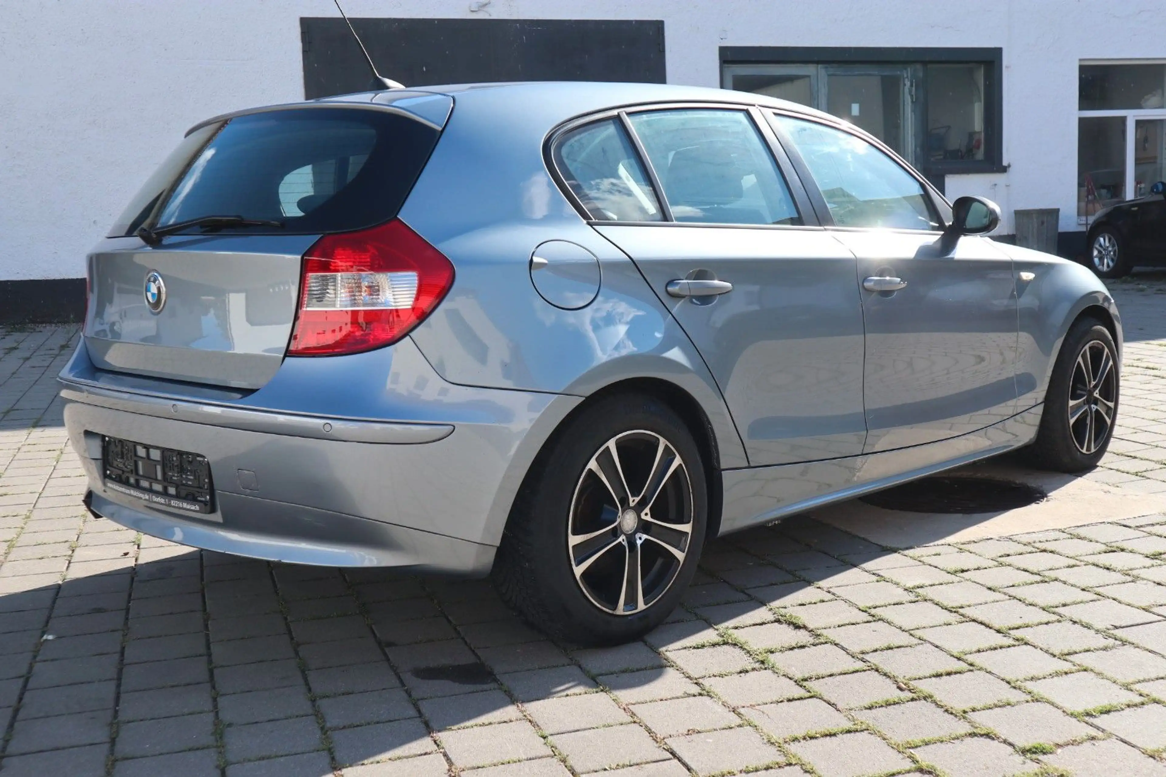 BMW 118 i Automatik Leder eGSD Steuerkette & TÜV NEU — photo 5