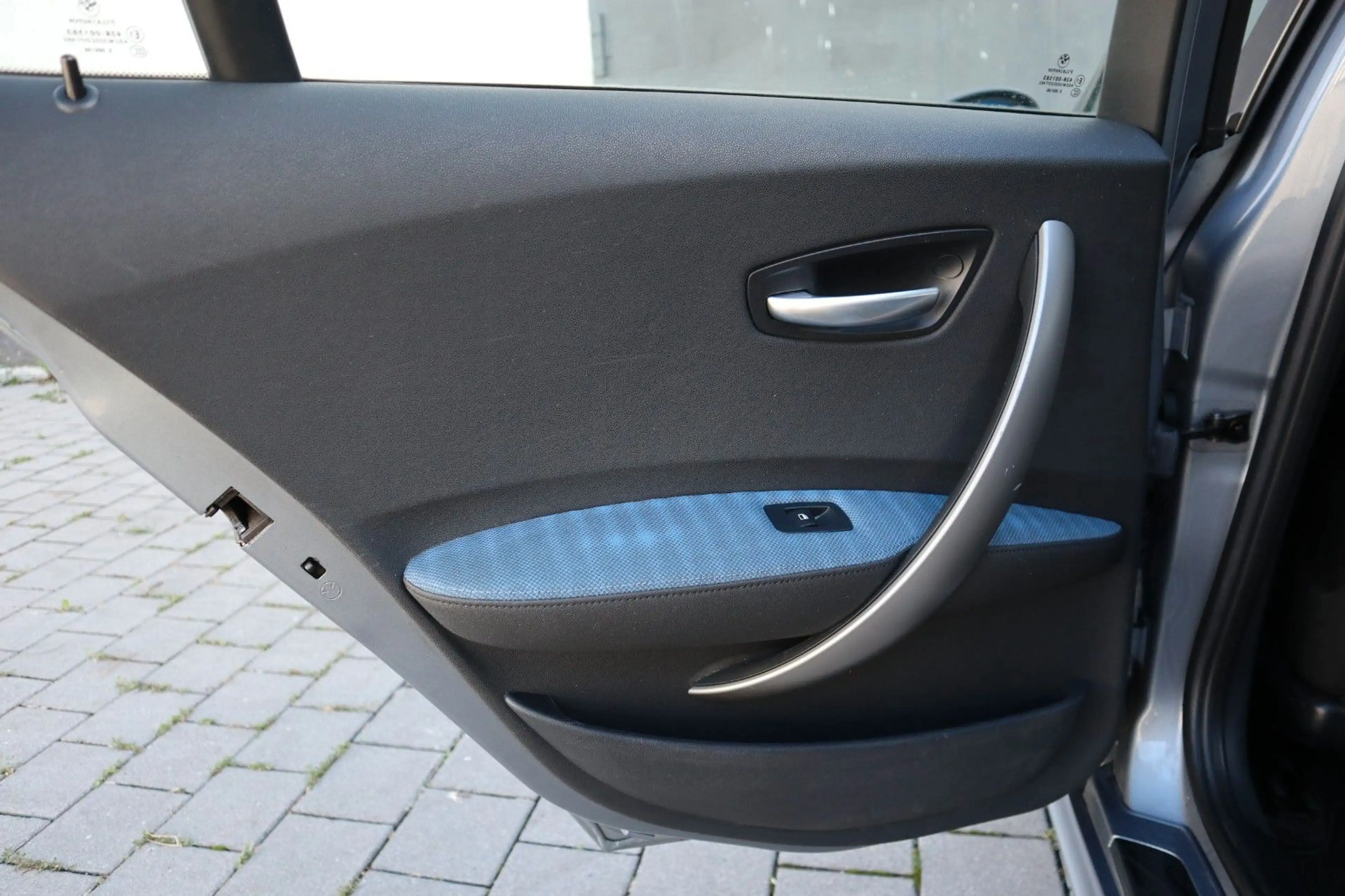 BMW 118 i Automatik Leder eGSD Steuerkette & TÜV NEU — photo 15
